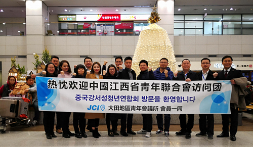 ����������F���n�����L��